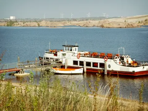 Schifffahrt Zwenkauer See 
